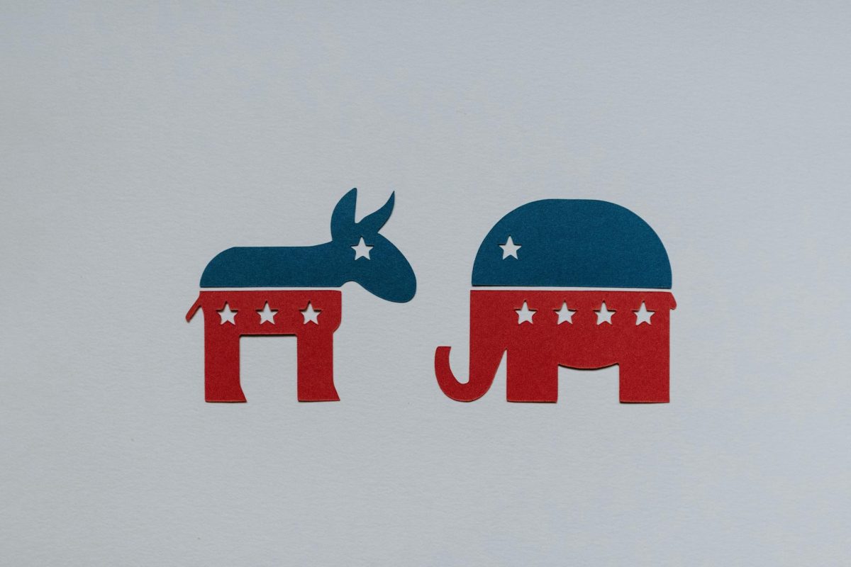 Democratic+and+Republican+mascots%2C+photo+from+Unsplash