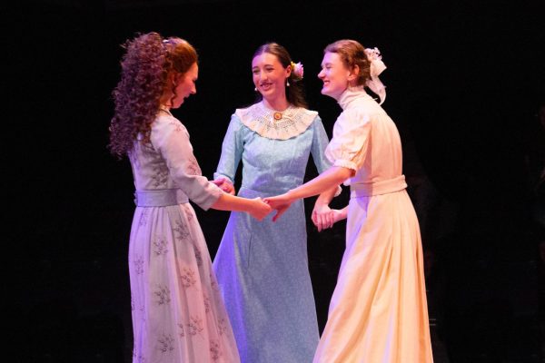 (L to R): Photo of Charlotte Lucas as Oliva Hargest, Emma Philpot as Jane Bennet and Cora Barr as Elizabeth “Lizzy” Bennet, taken by Amanda Eacho