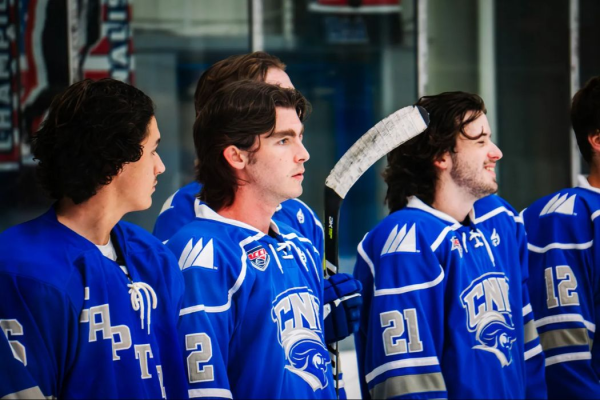 Players on the CNU Club Ice Hockey team.Photo taken by Katelyn
Marie (@ThePhillyKat on Instagram).