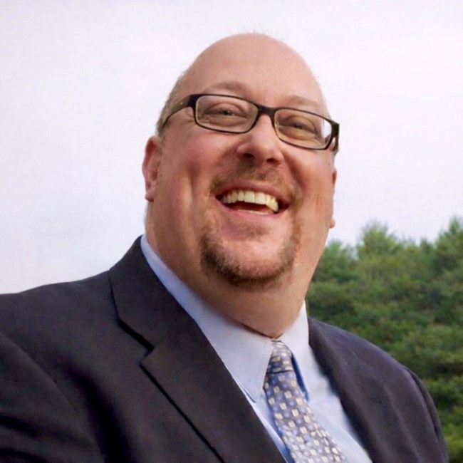Obituary photo of Dr. David Pollio, taken from Neptune Society.